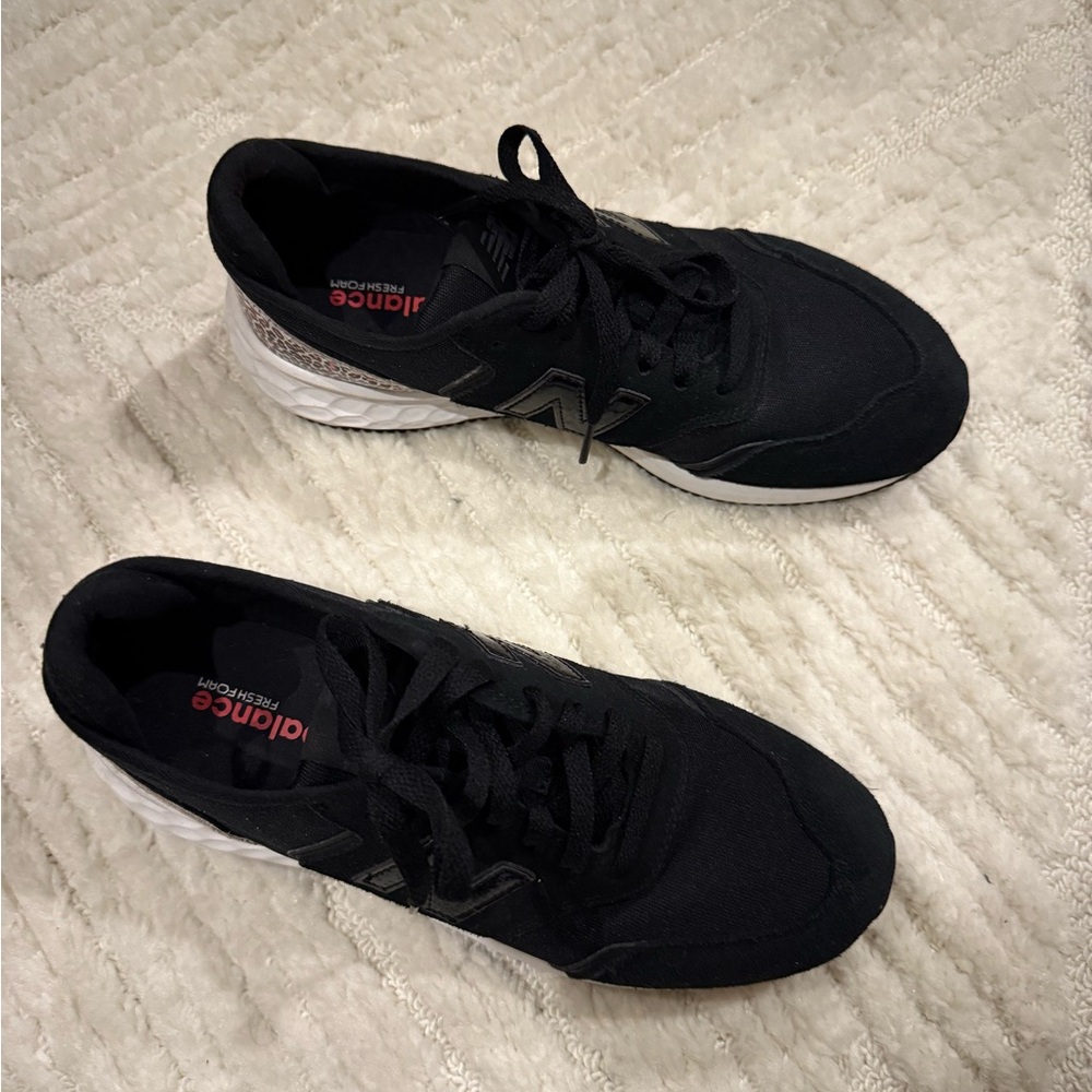 Womens Black New Balance